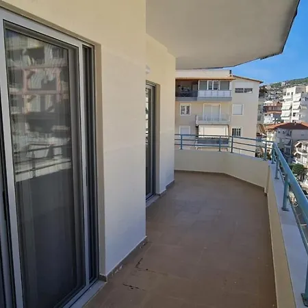 View Center Sarandë