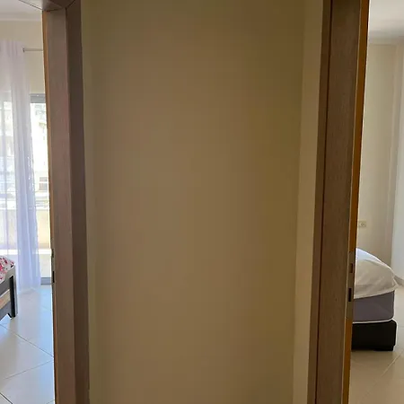 Apartment View Center *